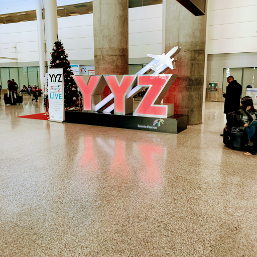 Pearson Airport Limo Toronto - Thumbnail