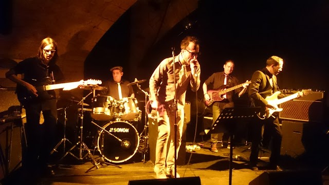 Cave À Musique