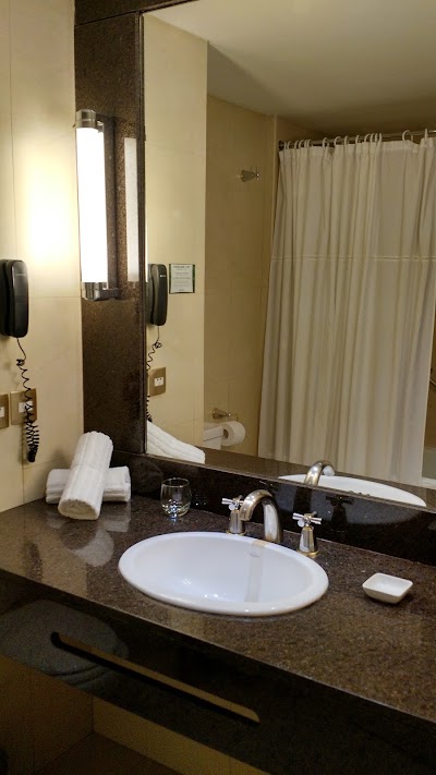 Photos of Howard Johnson Plaza Hotel Mayorazgo