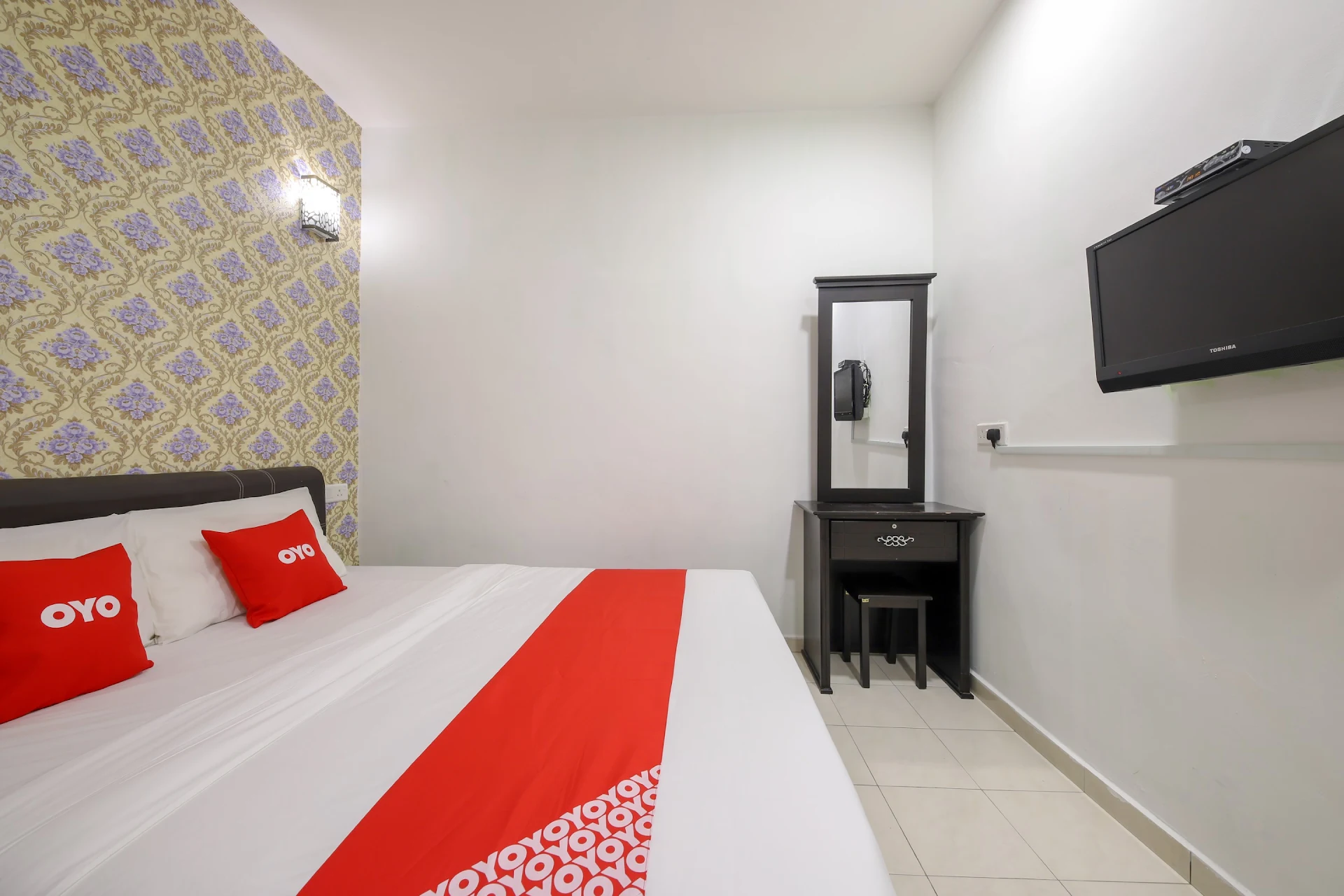 OYO 89497 Dream Nur Hotel