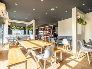 Photo n°4 de Sophie Lebreuilly à Saint-Jean-du-Falga (Salon de thé)