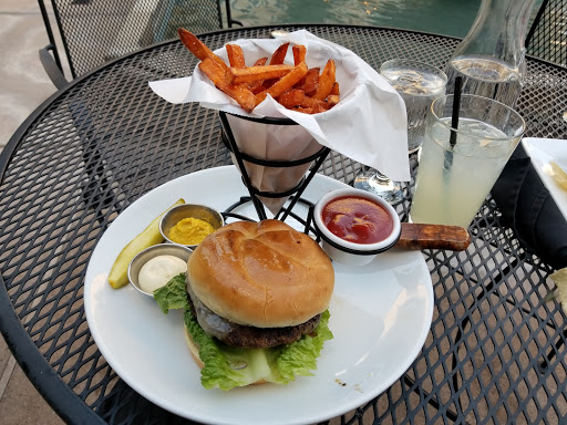 Jett's Grill - Visual