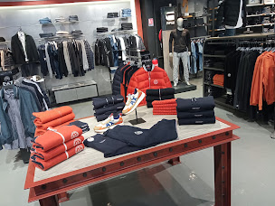 Photo n°5 de We Are Select WAS à Béziers (Magasin de vêtements pour jeunes)