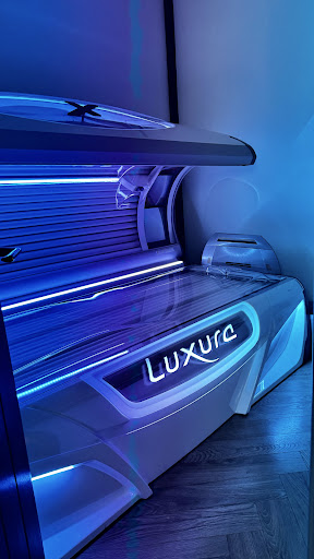 Hesketh Sunbeds offering high quality lie-down and stand-up beds.
