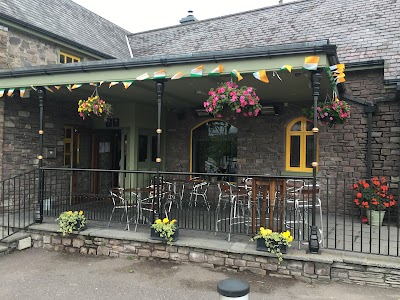 Photos of The Auld Triangle