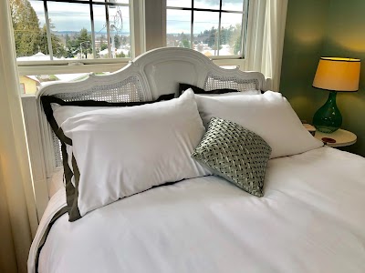 Maitland Manor Bed & Breakfast