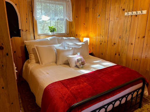 Lost Creek Cabins - Thumbnail