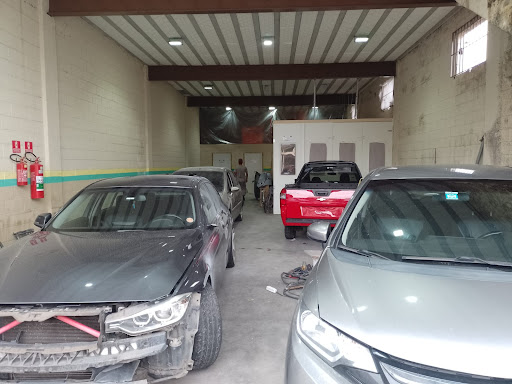 Oficina Brazil - Funilaria e Pintura