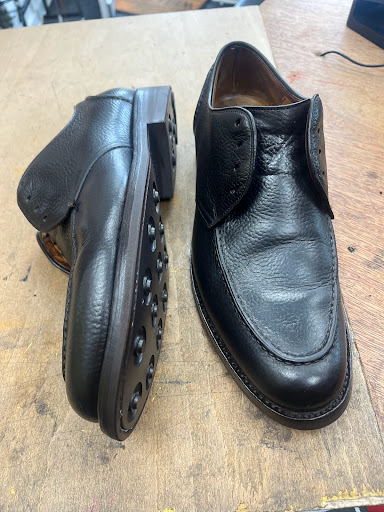 Footsteps shoe repair and Key cutting workshop - Thumbnail