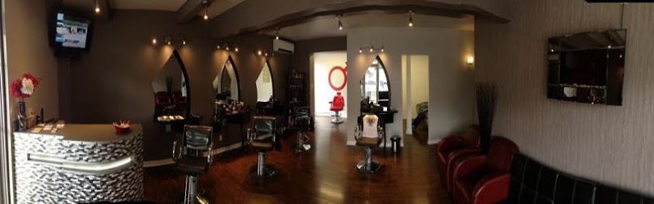 Salon Onyx - Coteau-du-Lac, Québec