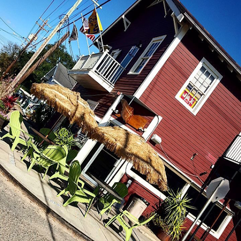 Mid City Yacht Club by null