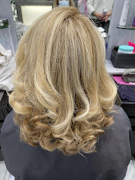 Photo n°30 de Studio’ R à Maisons-Laffitte (Salon de coiffure)