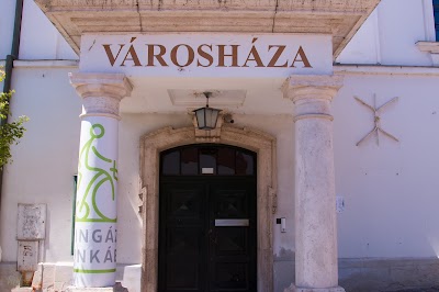 Photos of Polg&aacute;rmesteri Hivatal Szentendre