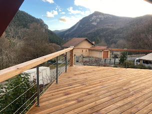 Photo n°9 de RT2C à Pelleautier (Couvreur)