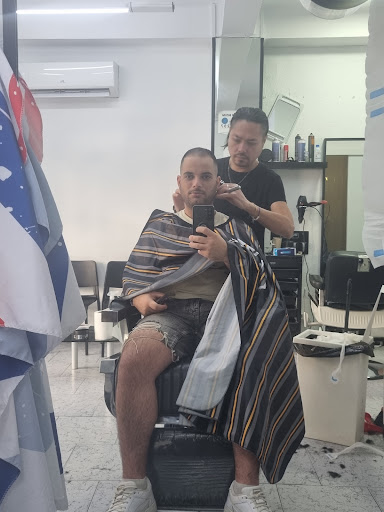 Barbería Peluquería KM Gallery - Spain