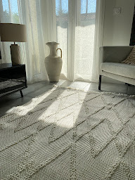 Photo n°2 de Bruge Interiors à Saint-Denis-en-Val (Magasin de tapis)