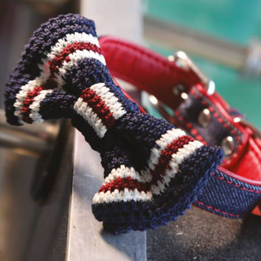 Plu'to Chic - Thumbnail