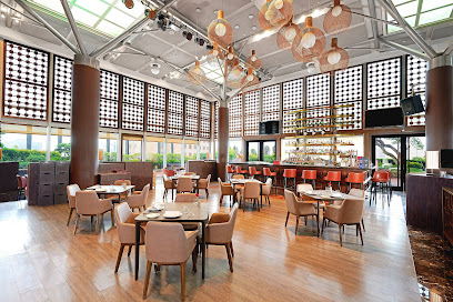 Hidden Eight映景觀餐廳(裕元花園酒店)