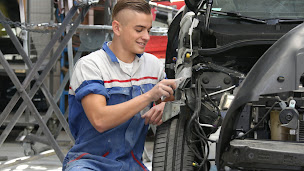 Photo n°7 de AXIAL - CARROSSERIE TONIOL à Toulouse (Atelier de carrosserie automobile)