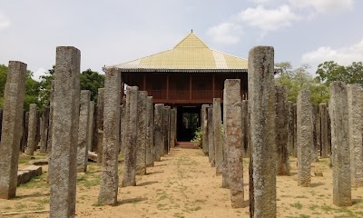 Photos of Anuradhapura Ruwanmeliseya