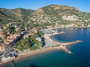 Photo n°59 de Association Villa Saint Camille à Théoule-sur-Mer (Organisateur de mariages)