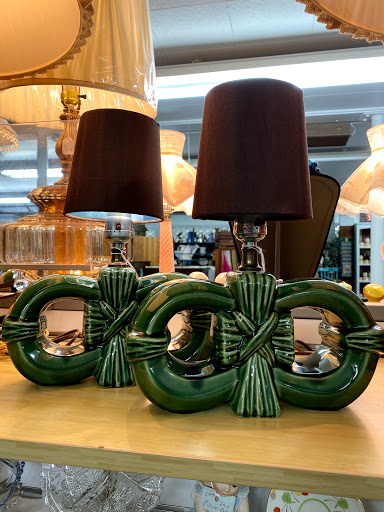 Country Store Consignment - Visual