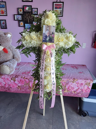 Marely Flowers - Thumbnail