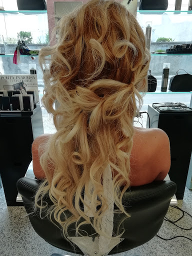 Parrucchieri - Salone Paola - Thumbnail