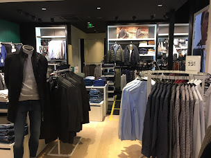 Photo n°2 de Jules Collégien à Collégien (Magasin de vêtements)