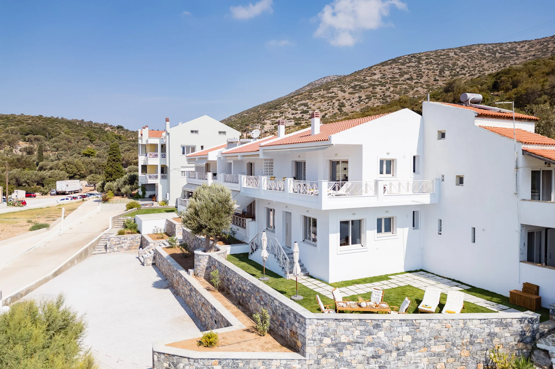 SeaView Apartment & Studio