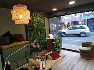 Photo n°33 de LF PEINTURE à Longueville (Peintre en bâtiment)