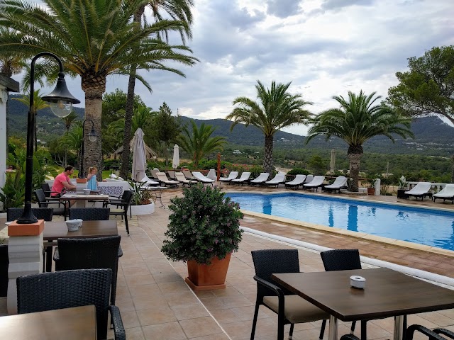 Landhotel Calador S.L: