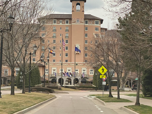 Broadmoor Hotel