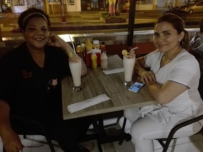 Photos of Claudia in Peluqueria