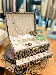 Photo n°18 de Adja boutique Quimperlé à Quimperlé (Boutique d'accessoires de mode)