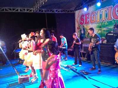 Photos of Segitiga Music