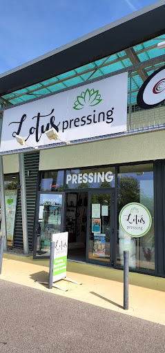 Lotus Pressing - Thumbnail