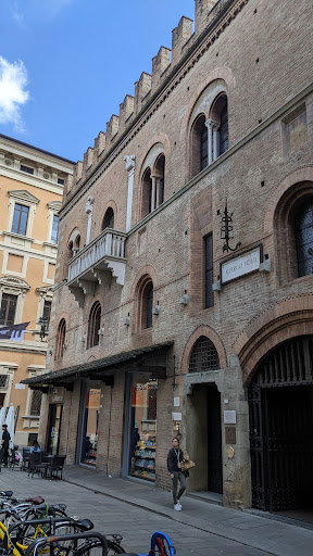 Bussetti Palace - Visual