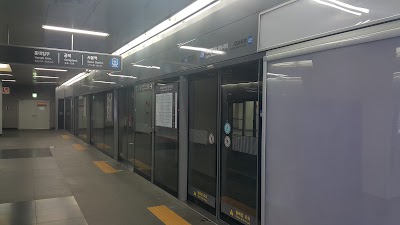 Photos of Digital Media City Station