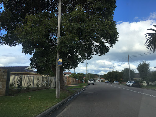 Booker Bay Rd after Guyra St - Thumbnail