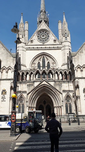 St Clement Danes Church Phone number