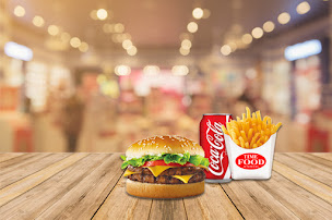 Photo n°3 de Time food aux puces à Saint-Ouen-sur-Seine (Restaurant)