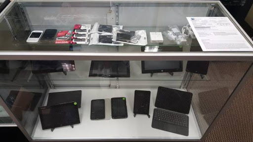Laptops KC - We Buy Cell Phones & Computers - MOVED TO 6216 NIEMAN RD - Thumbnail