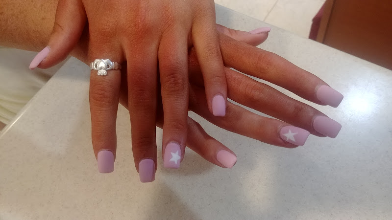 Fiji Nails And Spa interior view