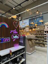 Photo n°10 de Maxi Bazar à Brignoles (Bazar)