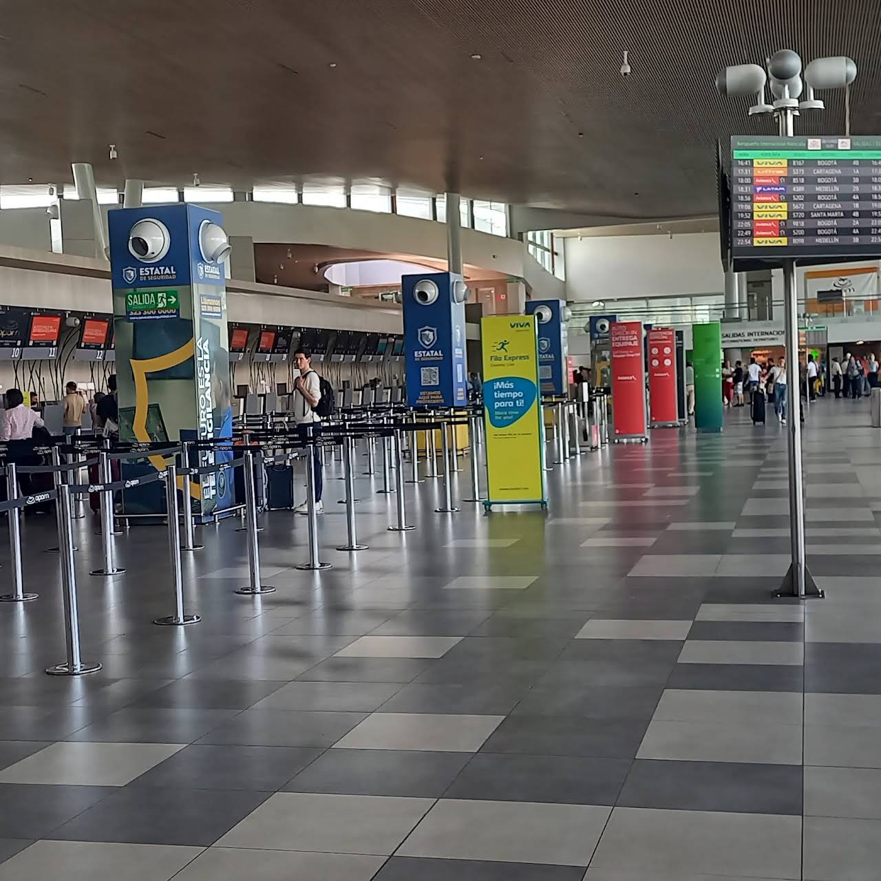 Alquiler de Carros en el Aeropuerto de Pereira. Agencia De Alquiler