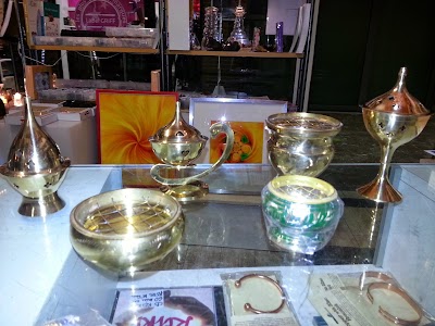 Photos of Shop &Eacute;sot&eacute;rique Entre Heaven And Earth Lithoth&eacute;rapie Li&egrave;ge