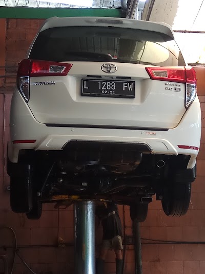 Photos of Taurus Kurnia Motor