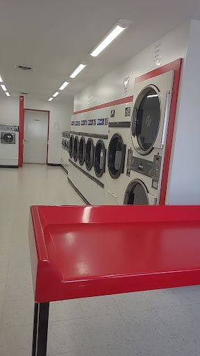 Red Robin Laundromat - Thumbnail