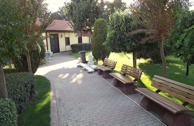 Photos of Dar&uuml;-l Hadis Camii